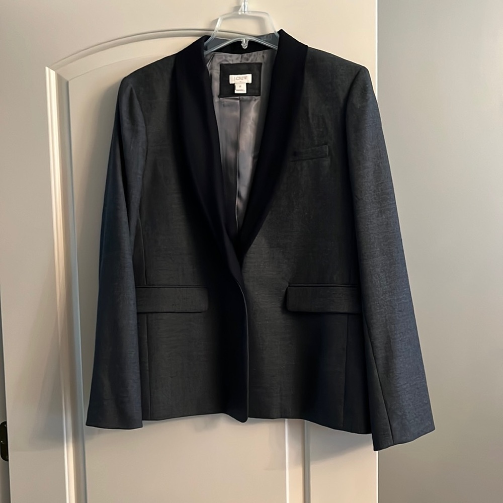 J Crew Blazer. Gray with black lapel. Excellent condition